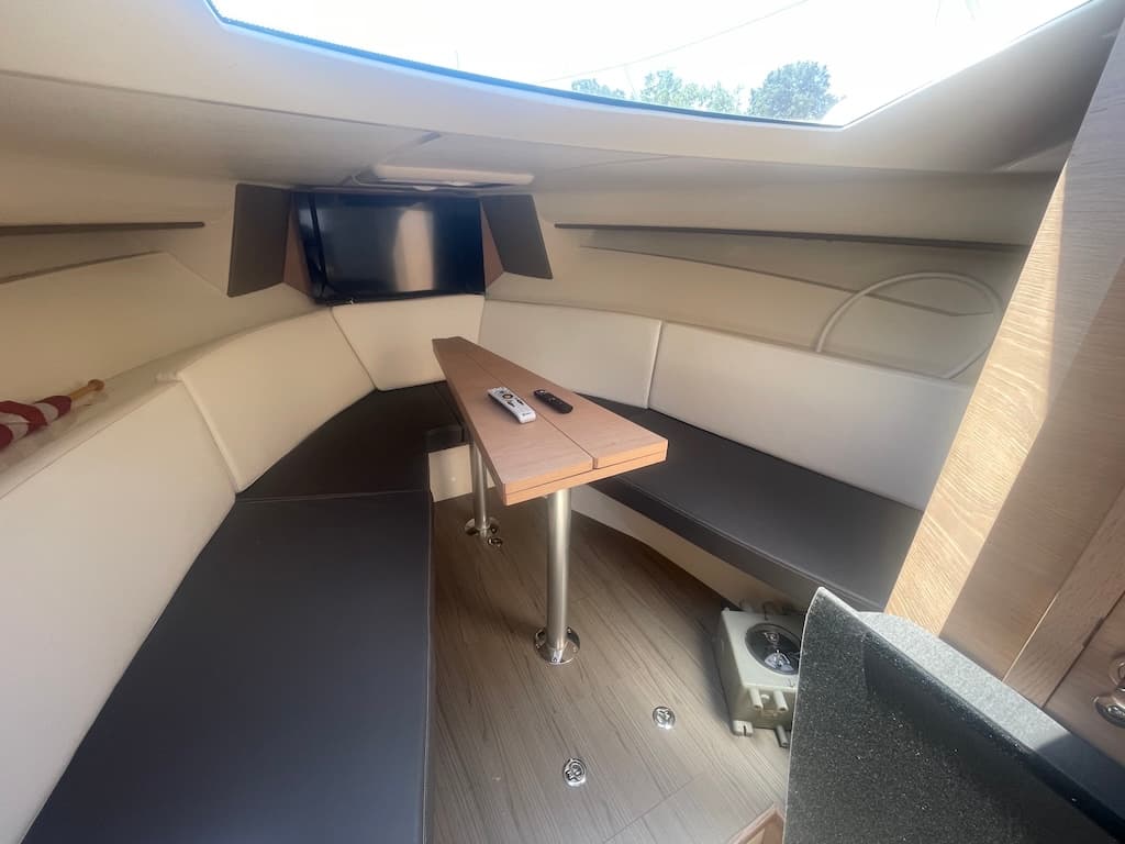 2015 Faeton 36 Formentera private head with separate shower
