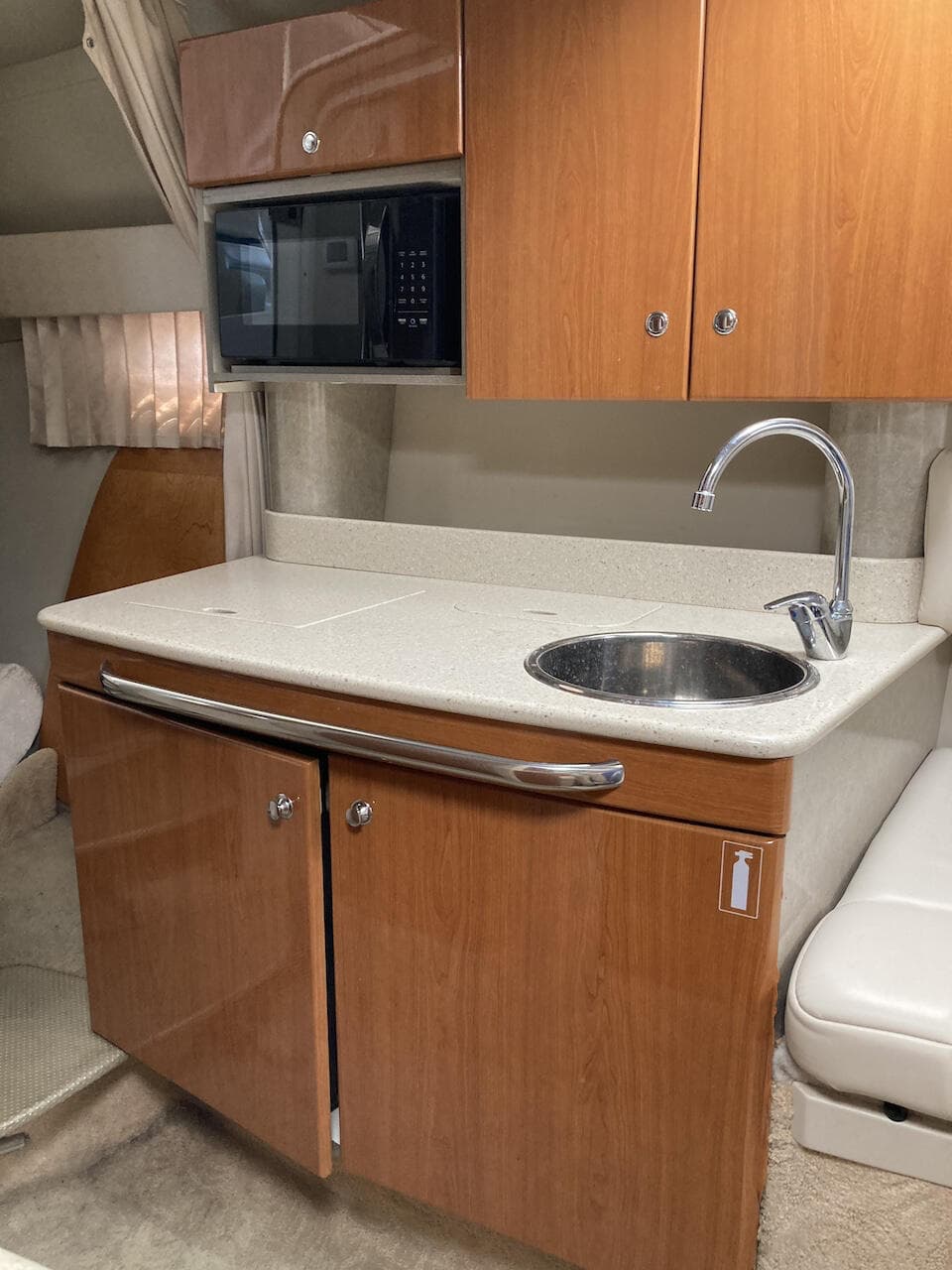2005 Formula 27 PC stern and swim platform