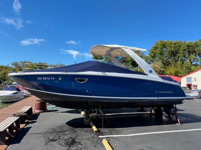 2019 Regal 260 FasDeck stern swim platform and Volvo Duo Prop outdrive