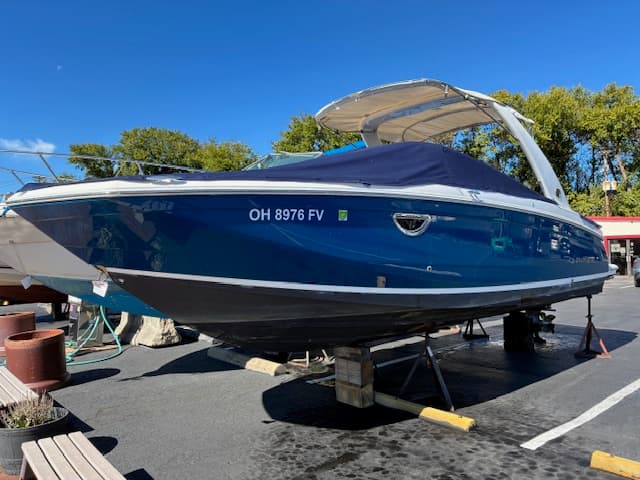 2019 Regal 260 FasDeck bow rider profile view for sale in Cleveland on Lake Erie