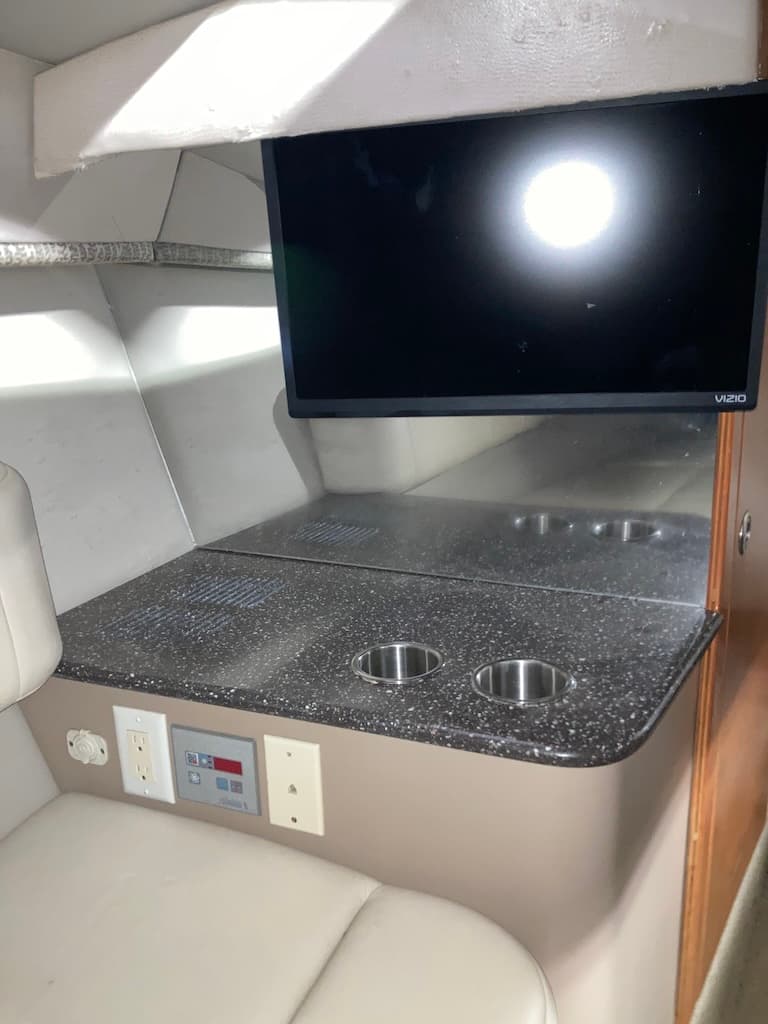 2004 Formula 330 SS swim platform with ladder
