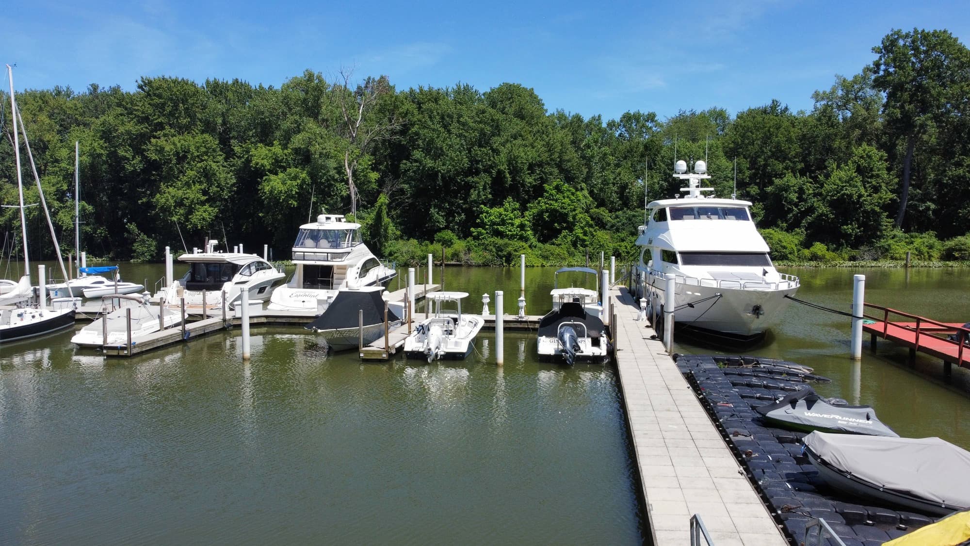 Professional boat valuation report for a vessel in Cleveland, Ohio
