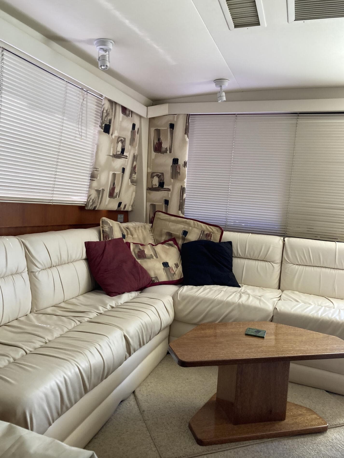 1990 Viking 45 Convertible helm station with Furuno radar and GPS